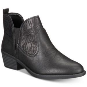 Easy Street Legend Booties Black